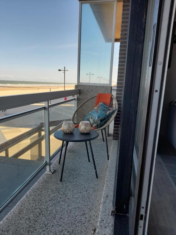 Appartamento Zeezicht Falcon Middelkerke Esterno foto
